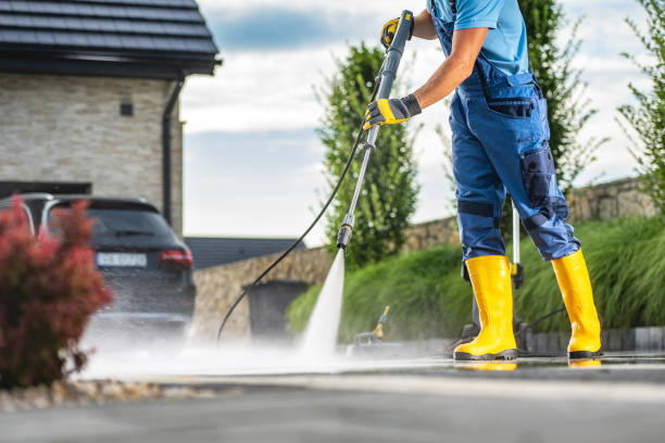 Best Sidewalk and Walkway Cleaning  in Laurel Hollow, NY